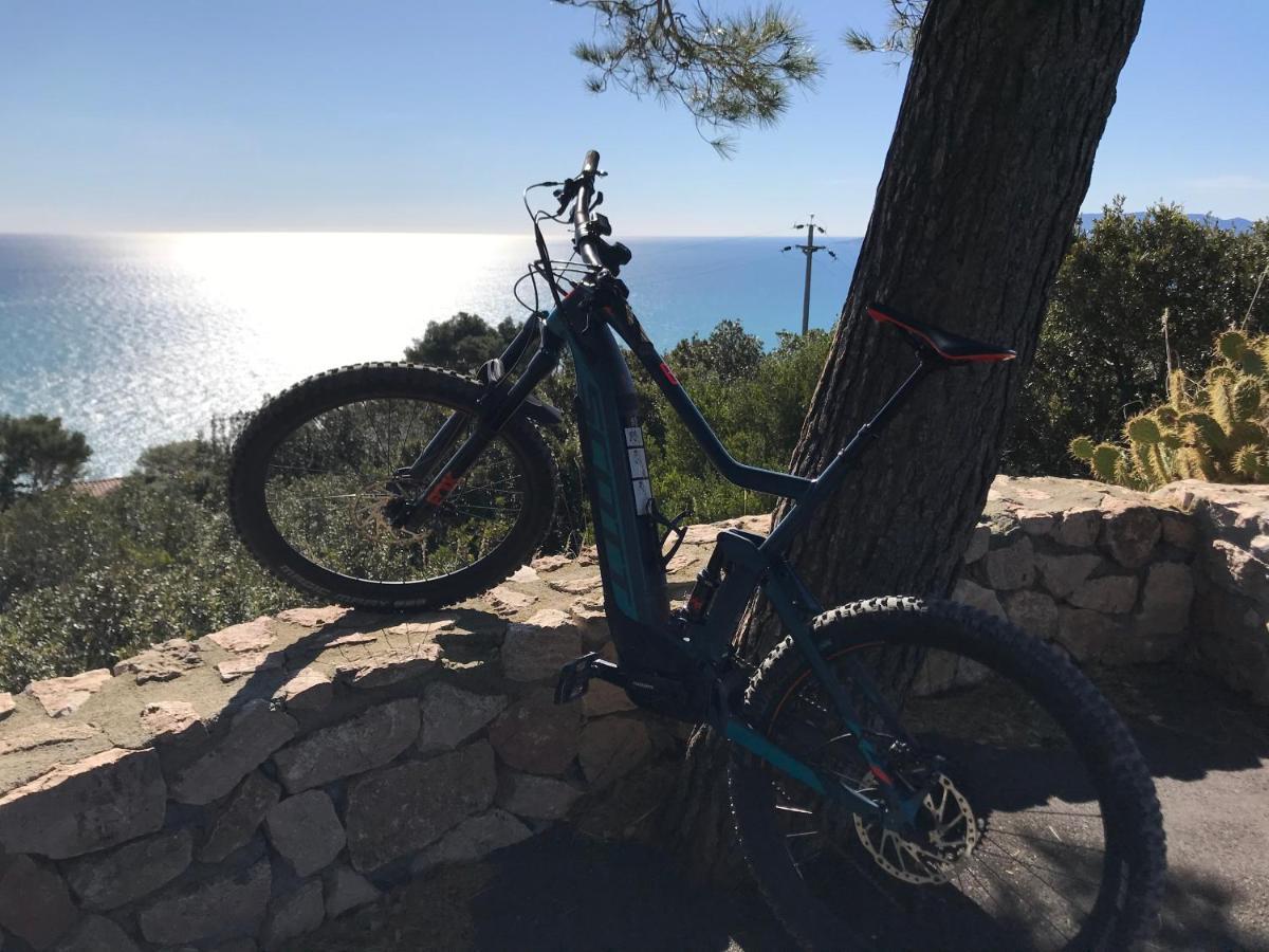 Bike&Boat Argentario Hotel Porto Santo Stefano  Exteriör bild